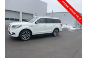 $36570 : Lincoln Navigator 2020 4x4 R thumbnail
