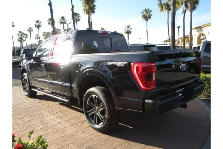 $38912 : Ford F-150 2022 4x4 XL 4dr S image 2