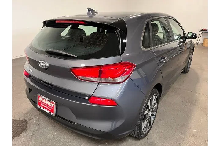 $16465 : Hyundai ELANTRA GT 2019 4dr image 3
