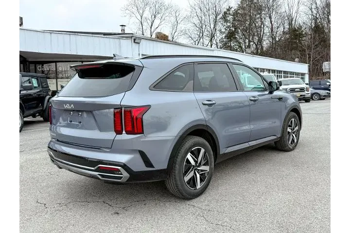 $26322 : Kia Sorento 2023 S 4dr SUV image 6
