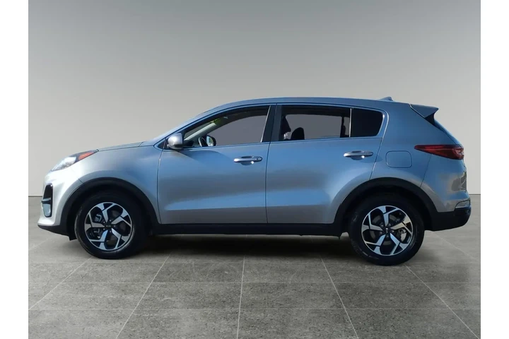 Kia Sportage 2022 LX 4dr SUV image 2