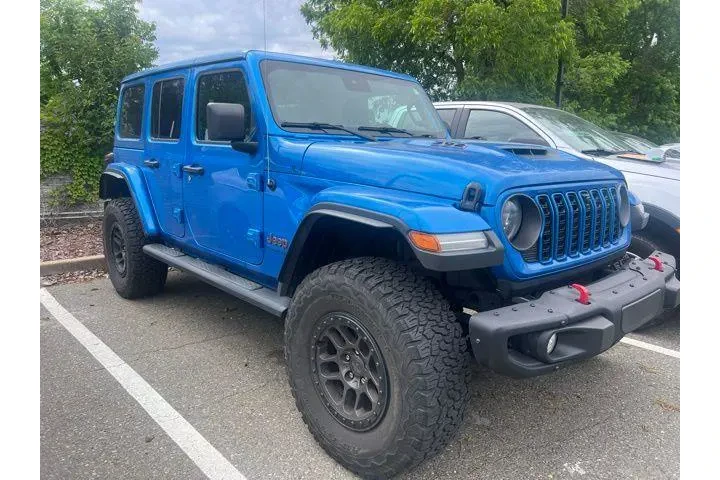 $38425 : Jeep Wrangler 2023 4x4 Rubic image 5