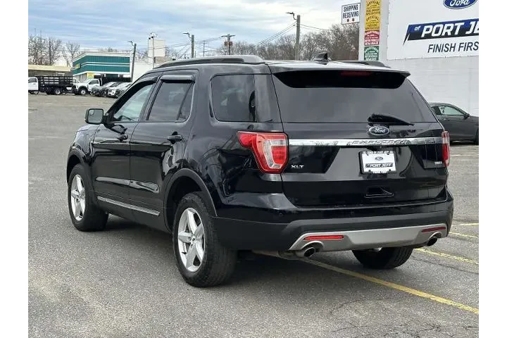 $13495 : Ford Explorer 2017 AWD XLT 4 image 8