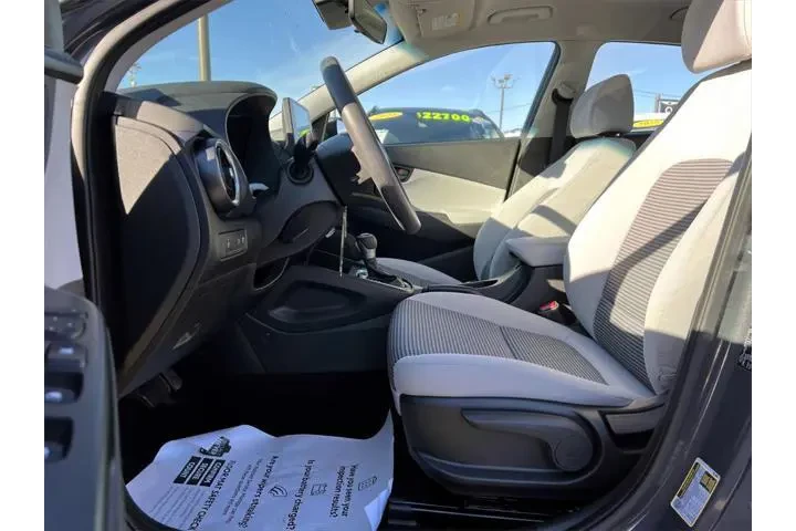 $21525 : Hyundai KONA 2023 AWD SE 4dr image 8