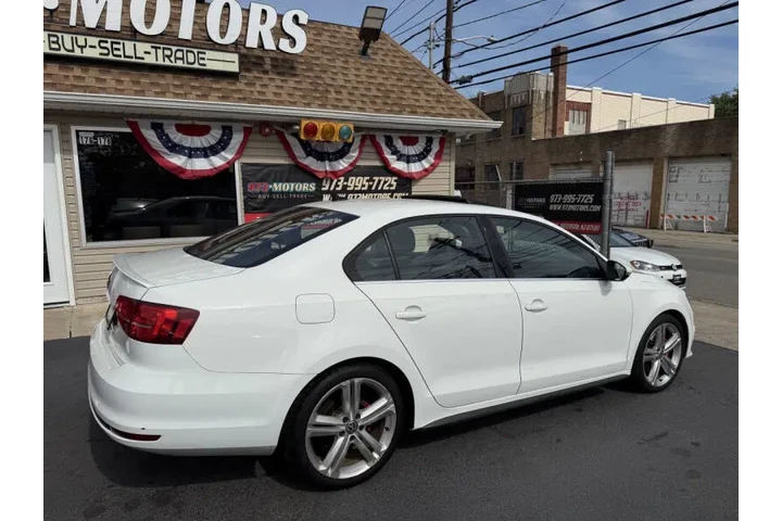 $8299 : 2015 Jetta GLI SEL image 4