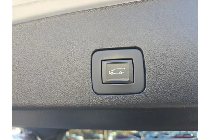 $18997 : Buick Encore GX 2020 AWD Ess image 9