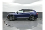 $19087 : Volkswagen Tiguan 2021 SE 4d thumbnail