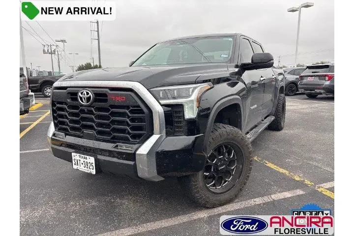 $39991 : Toyota Tundra 2023 4x4 Limit image 1