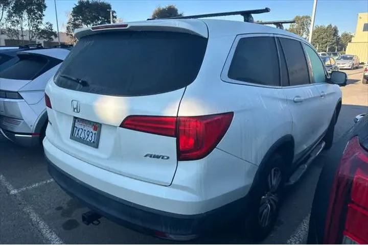 $19990 : Honda Pilot 2017 AWD EX-L 4d image 3