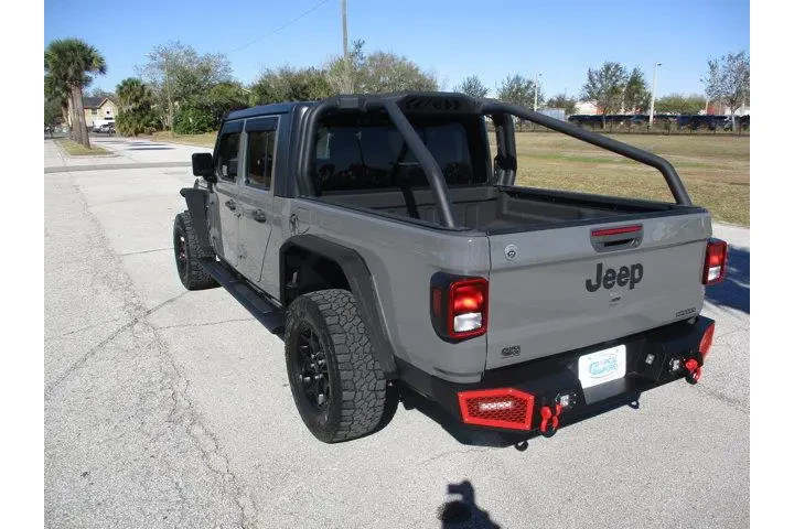 $26995 : Jeep Gladiator 2020 4x4 Spor image 5