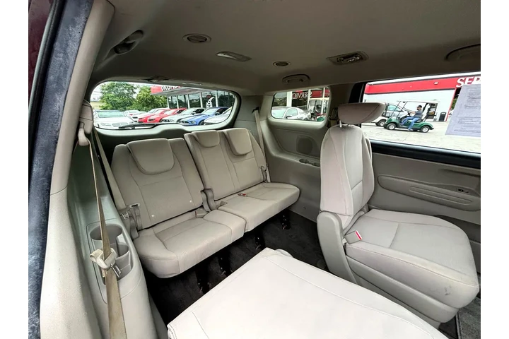 $15980 : 2020 Sedona LX FWD image 10