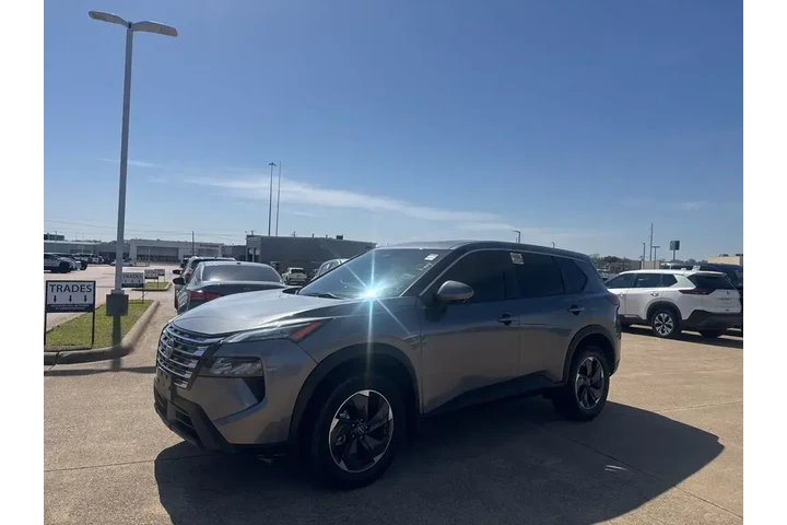 $20495 : Nissan Rogue 2024 SV 4dr Cro image 9