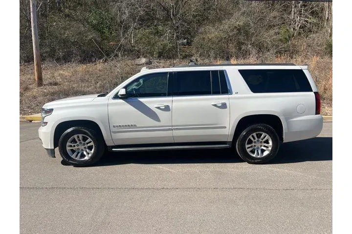 $13499 : Chevrolet Suburban 2017 4x2 image 4