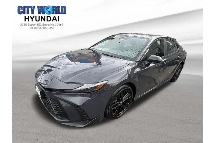 $29073 : Toyota Camry 2025 AWD LE 4dr image 1