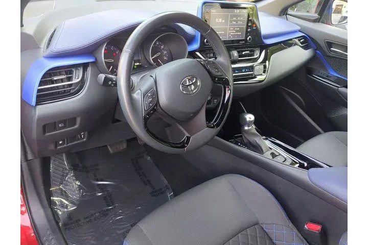 $24000 : Toyota C-HR 2022 XLE 4dr Cro image 10