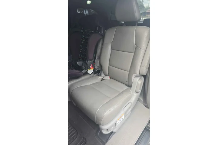 $11500 : 2015 Honda odyssey EX-L image 5