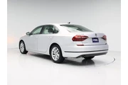 $14599 : Volkswagen Passat 2018 2.0T thumbnail