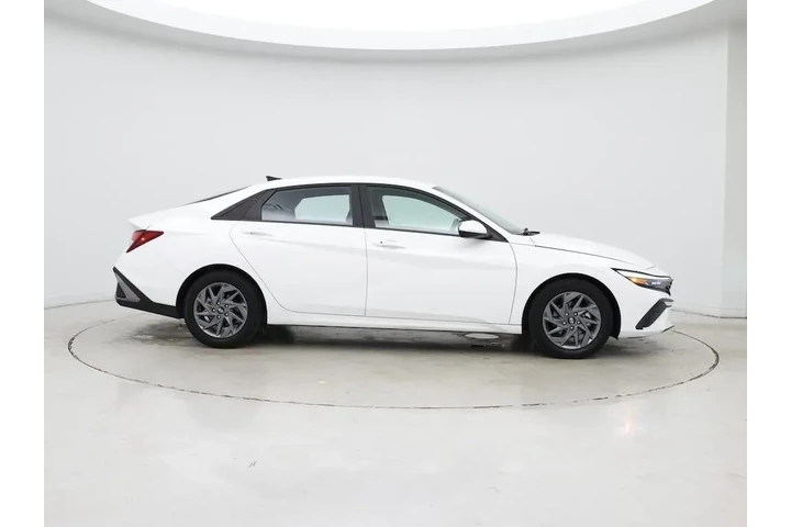 $20998 : Hyundai ELANTRA 2024 SEL 4dr image 7