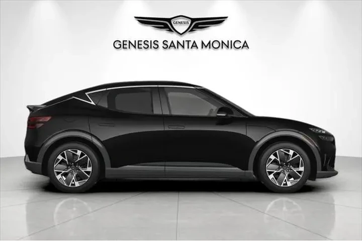 $39998 : Genesis GV60 2025 AWD Standa image 4