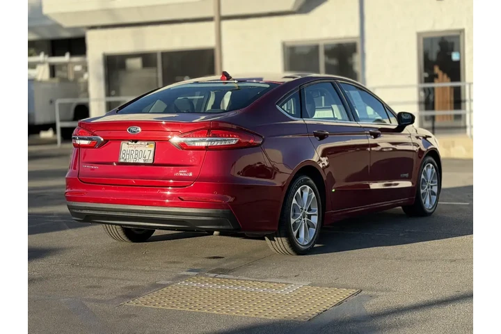 $16495 : Ford Fusion Hybrid 2019 SE 4 image 7