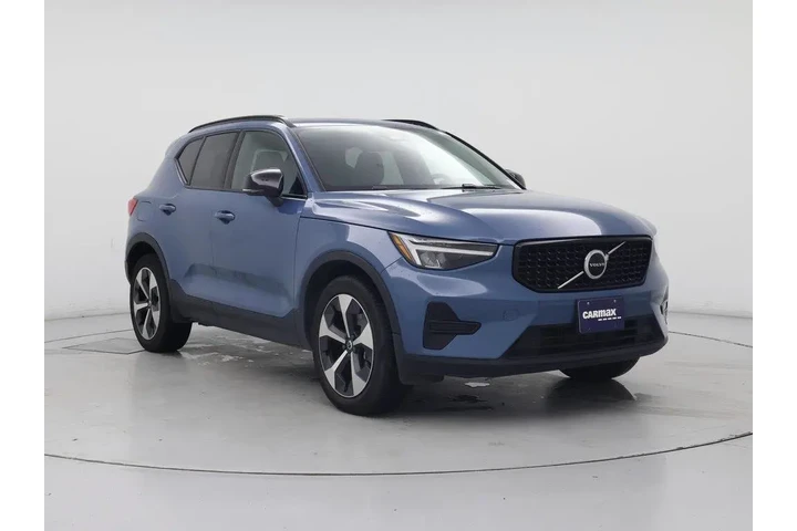 $30998 : Volvo XC40 2024 AWD B5 Core image 1