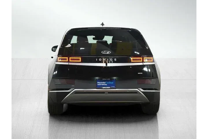 $27998 : Hyundai IONIQ 5 2024 AWD SEL image 4