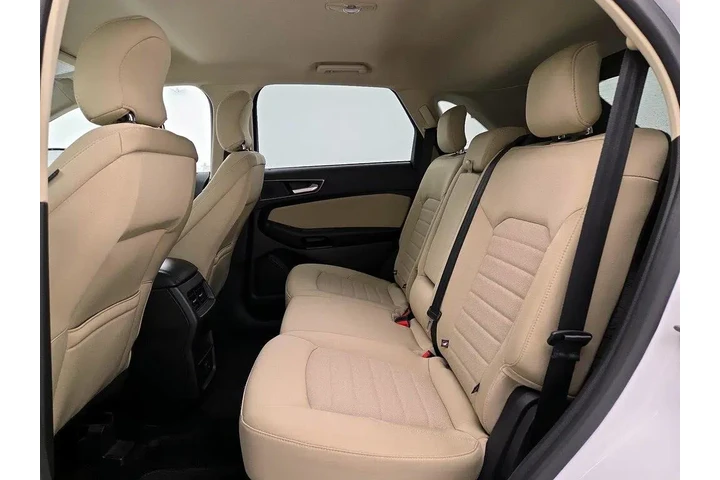 $13998 : Ford Edge 2017 AWD SE 4dr Cr image 10