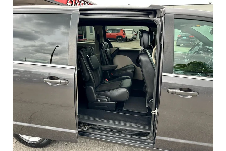 $6980 : 2019 Grand Caravan SXT Wagon image 10