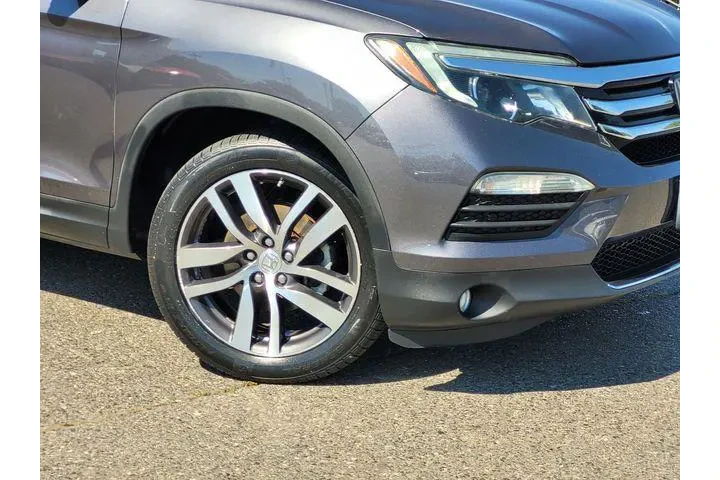 $18037 : Honda Pilot 2018 AWD Elite 4 image 6