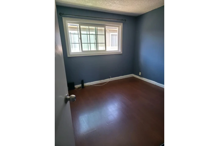 $950 : Recamara en RENTA image 1