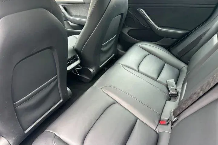 $21900 : Tesla Model 3 2023 4dr Sedan image 7