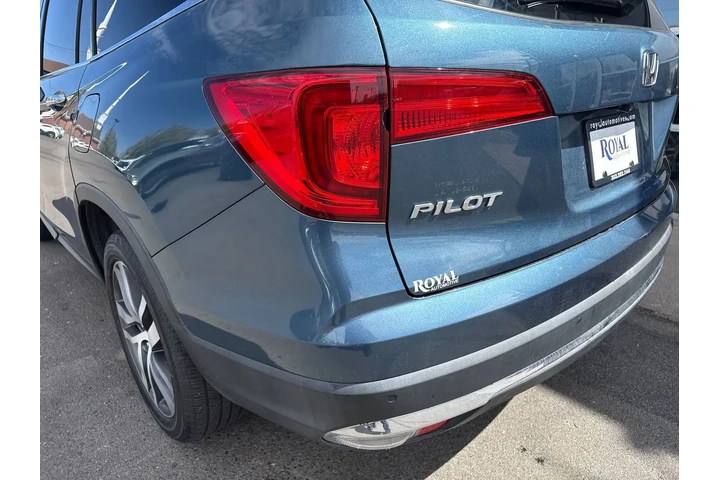 $37995 : 2016 Pilot Touring image 9