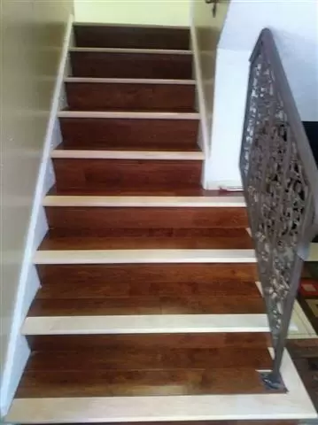 HARDWOOD FLOORS/PISOS D MADERA image 3