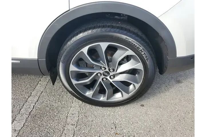 $32990 : Lincoln Nautilus 2022 Reserv image 7