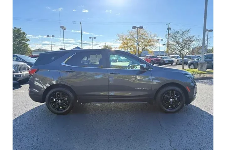 $20737 : Chevrolet Equinox 2023 LT 4d image 6