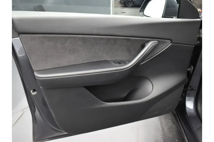 $25226 : Tesla Model Y 2021 AWD Perfo image 9