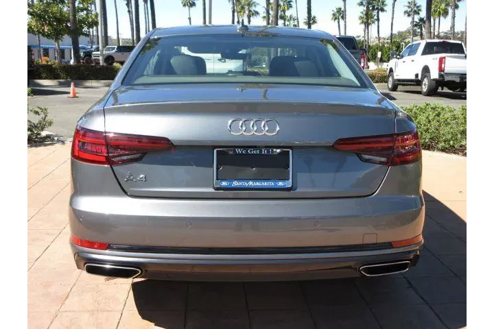 $16975 : Audi A4 2019 Titanium 40 TFS image 3