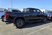 $64025 : Pre-Owned 2020 Sierra 2500HD thumbnail