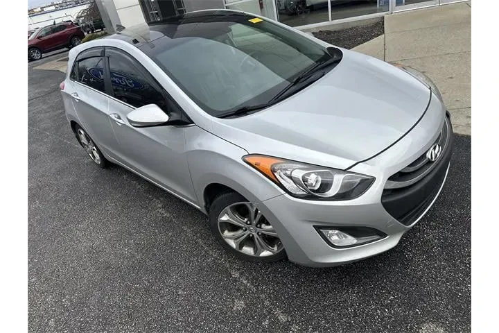 $5500 : Hyundai ELANTRA GT 2013 4dr image 9