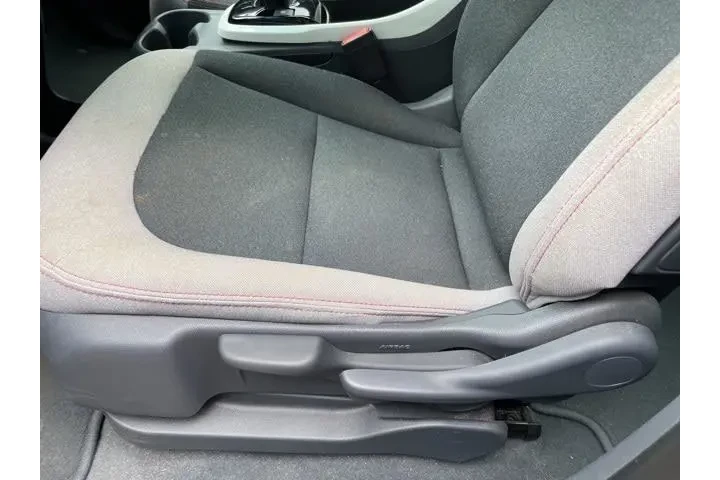 $13992 : Chevrolet Bolt EV 2021 LT 4d image 7