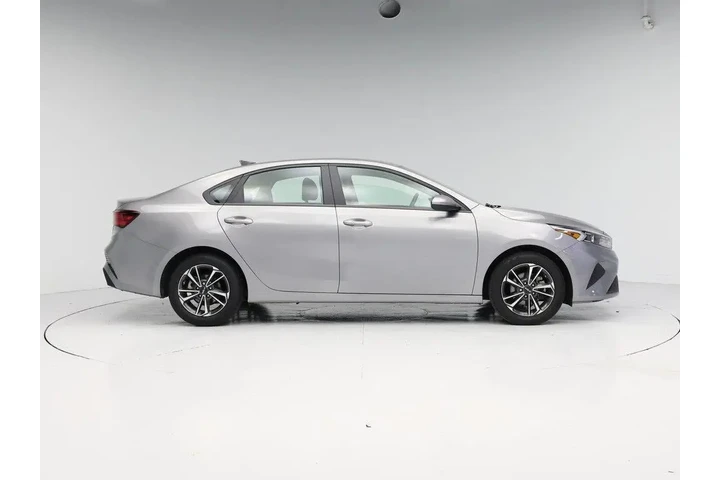 $19998 : Kia Forte 2023 LXS 4dr Sedan image 7