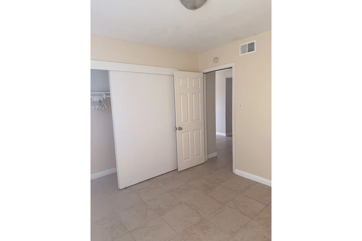 $800 : Rento cuarto en Carson image 4