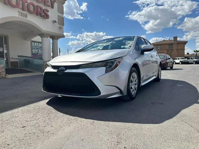 $15995 : Pre-Owned 2020 Corolla L Seda image 1