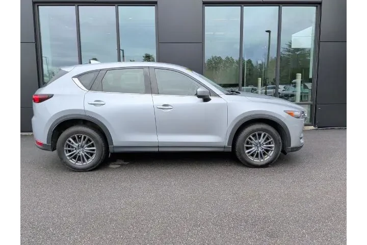 $12795 : Mazda CX-5 2017 AWD Sport 4d image 5