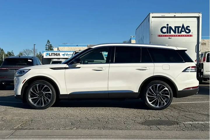 $40000 : Lincoln Aviator 2022 AWD Res image 6