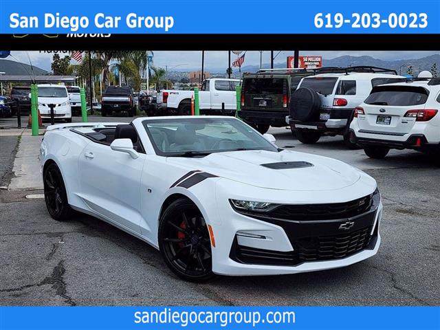 $29995 : 2019 Camaro image 1