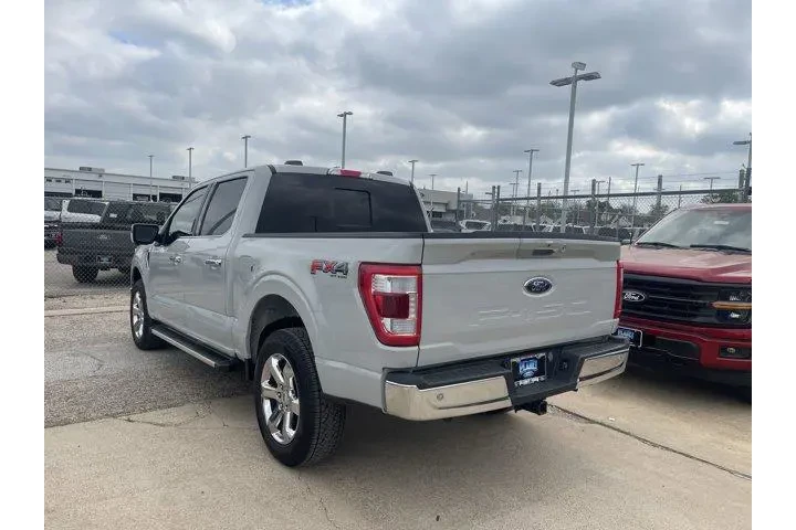 $23859 : Toyota Tacoma 2017 4x2 SR5 4 image 4