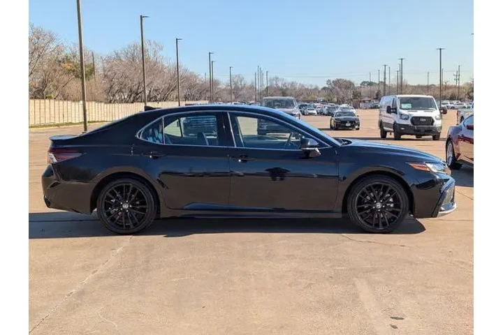 $26512 : Toyota Camry 2024 XSE 4dr Se image 3