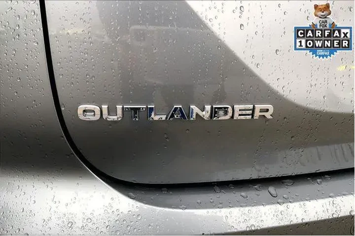 $24985 : Mitsubishi Outlander 2024 AW image 8