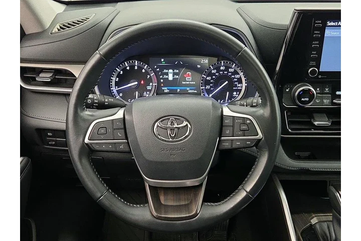 $35998 : Toyota Highlander 2022 AWD X image 10